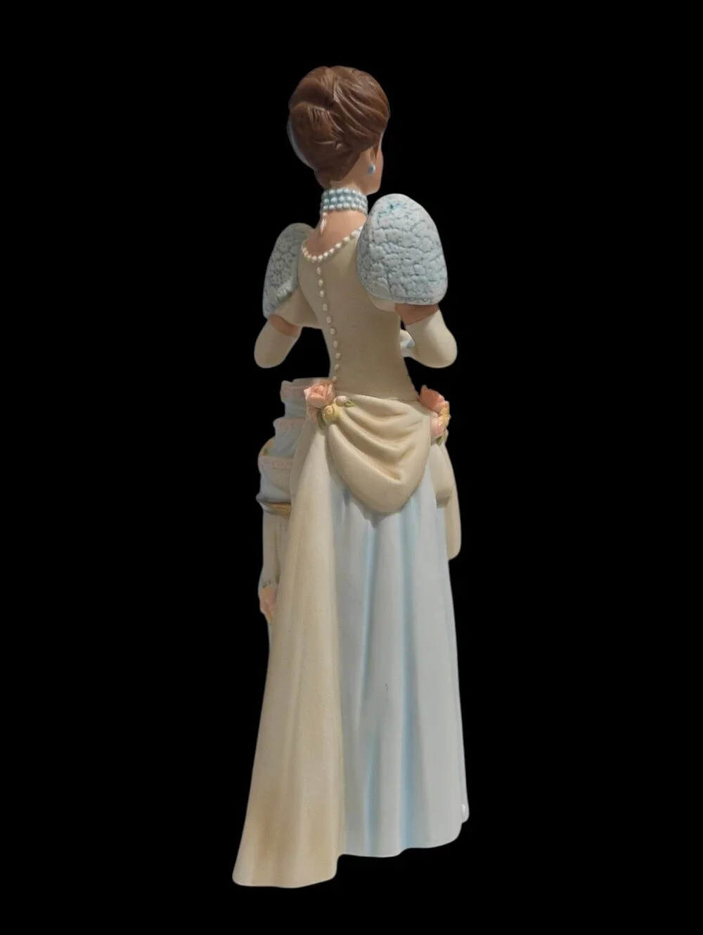 Avon 2007 President’s Club Mrs. Albee Award figurine, 40th Anniversary